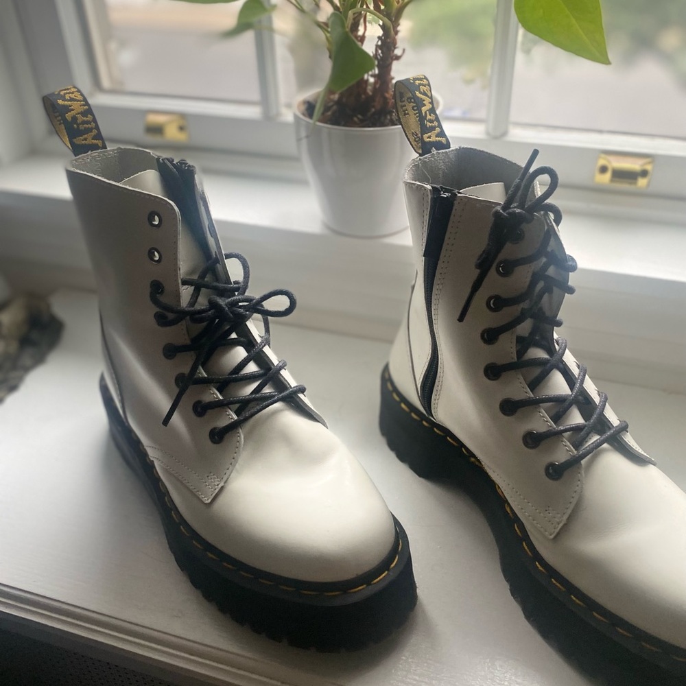 Doc Marten Jadon boots